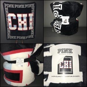 Vs pink chicago Sherpa